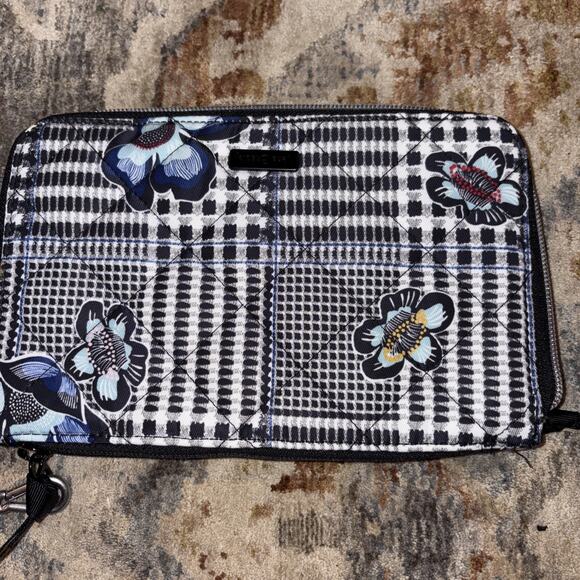 Vera Bradley RFID Wristlet Blueberry Blooms Plaid Pattern - Picture 2 of 7